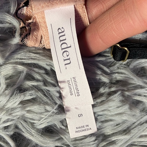 NWOT Peach Sexy Satin Teddy with black detail Sz S - Picture 8 of 10